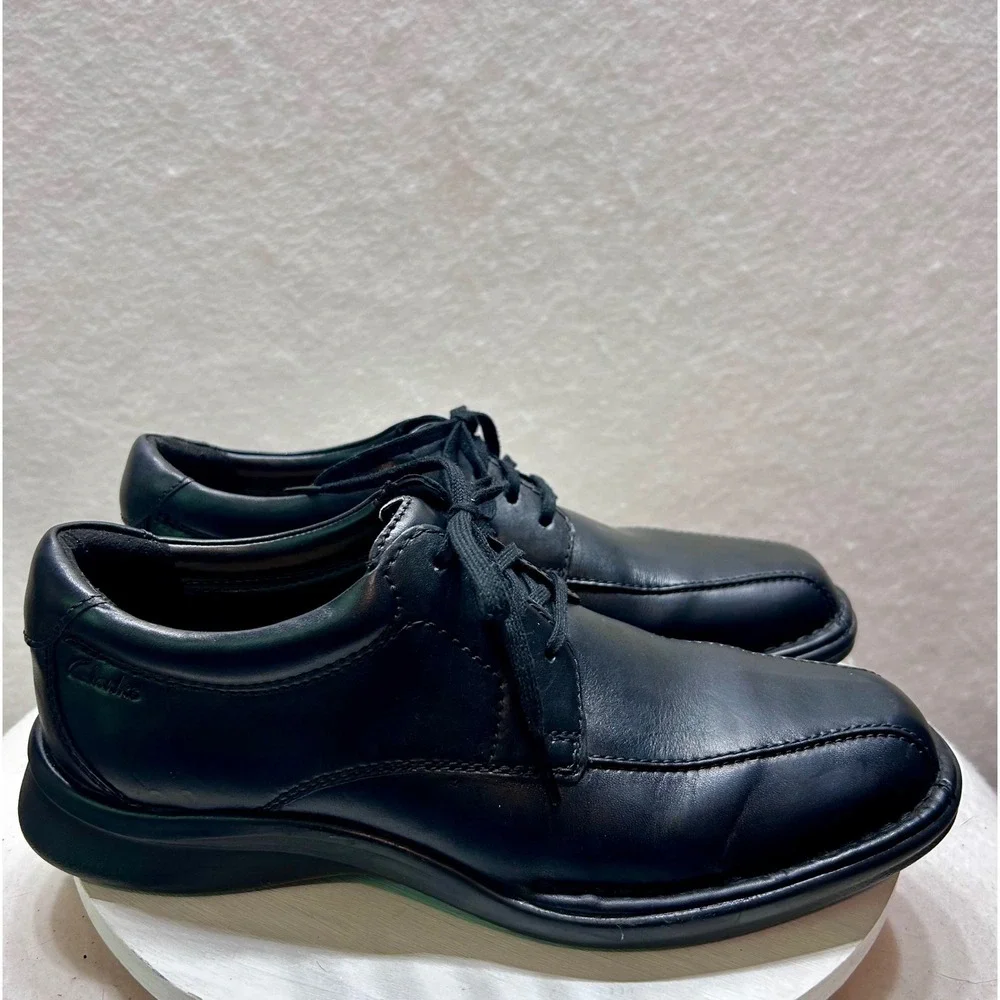 Clarks collection leather